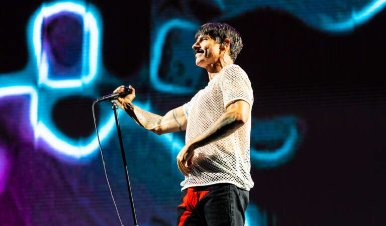 Red Hot Chili Peppers Continue Their Winning Streak at Citizen’s Bank Park