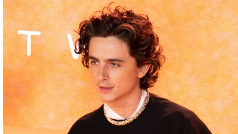 See Timothée Chalamet performing as Bob Dylan in new trailer for ‘A Complete Unknown’