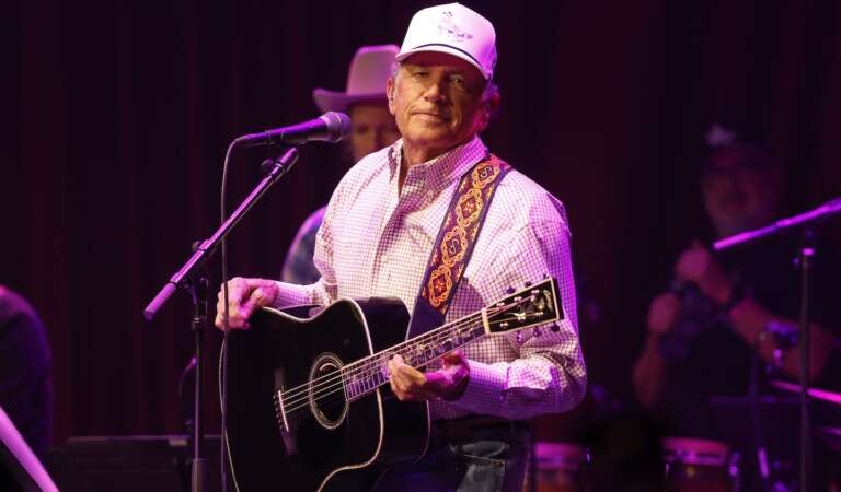 George Strait Will Receive CMA Willie Nelson Lifetime Achievement Award   