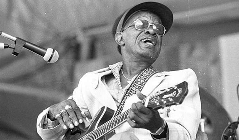 Lightnin’ Hopkins’ ‘Lightnin’ Strikes’ Set For Vinyl Reissue   