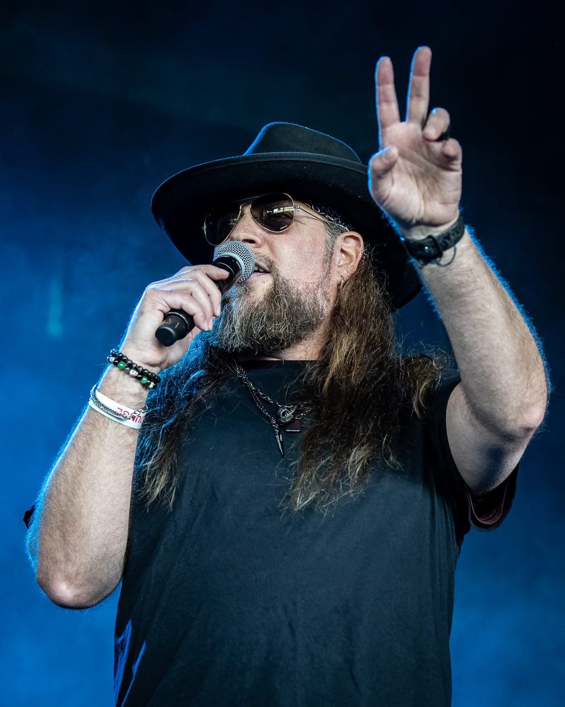 WMMR's Brent Porche introduces Return To Dust at the 2025 MMRBQ