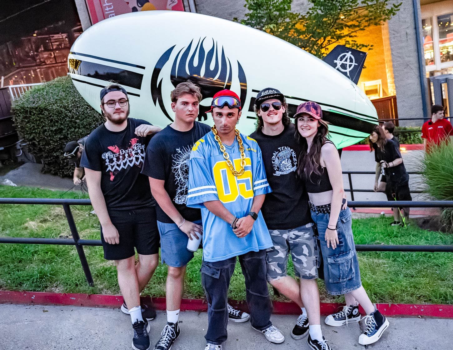Fans of The Offspring, Jimmy Eat World & New Found Glory party while the tour stopped in Camden, NJ Fans of The Offspring, Jimmy Eat World & New Found Glory party while the tour stopped in Camden, NJ