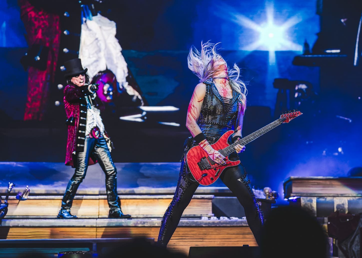 Alice Cooper performa at the PNC Bank Center in Holmdel, NJ