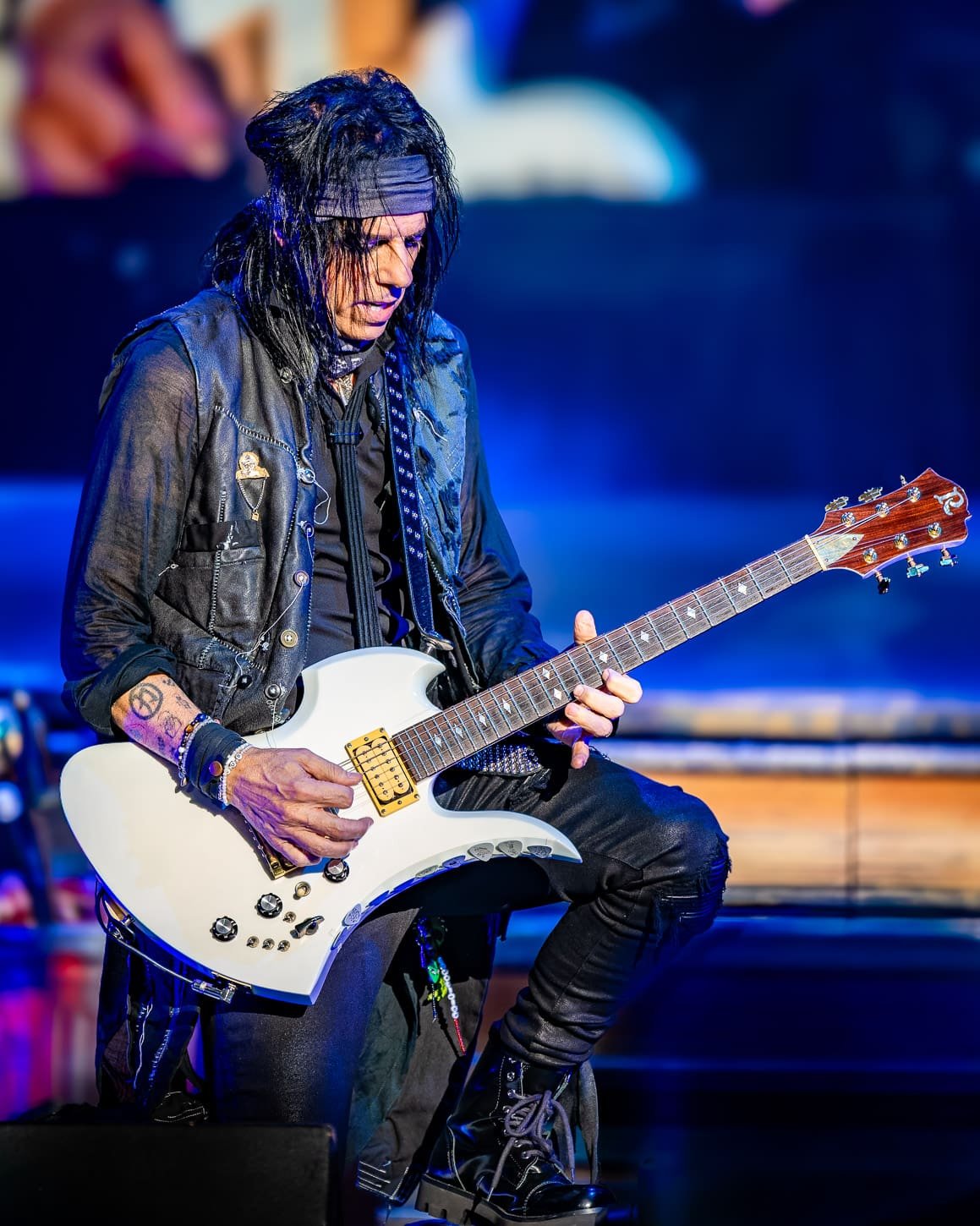 Alice Cooper performa at the PNC Bank Center in Holmdel, NJ