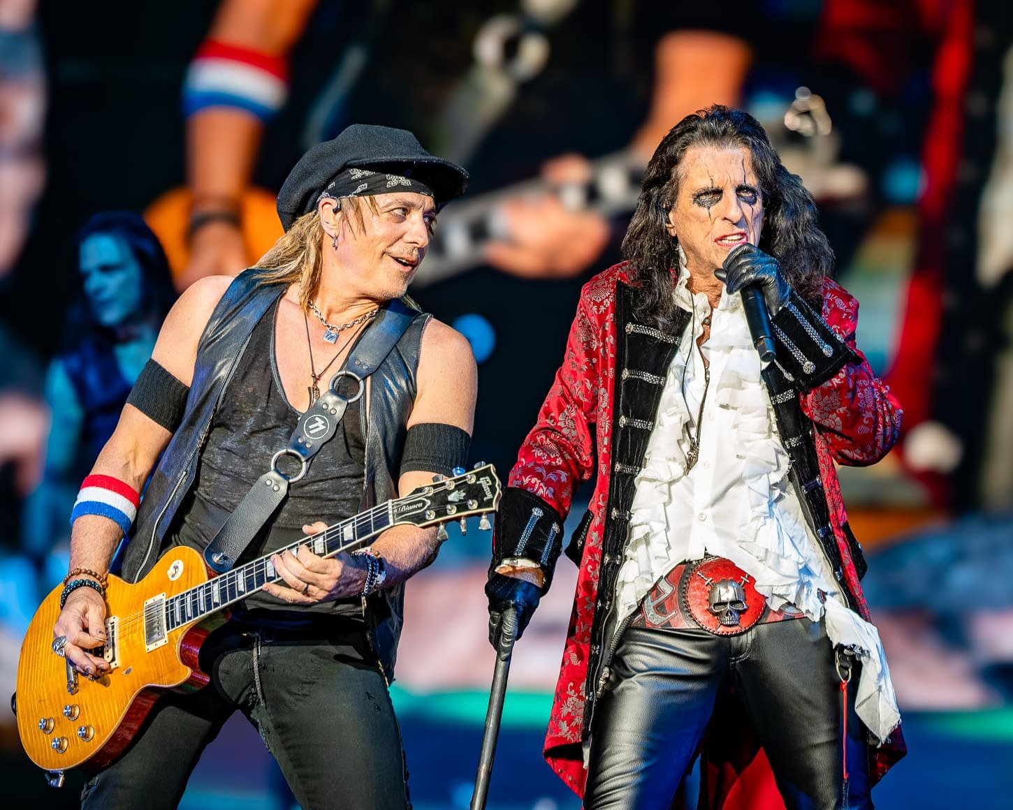 Alice Cooper performa at the PNC Bank Center in Holmdel, NJ